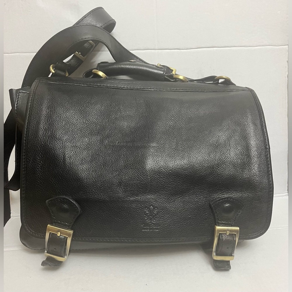 Vera Pelle Black Leather Messenger Bag
